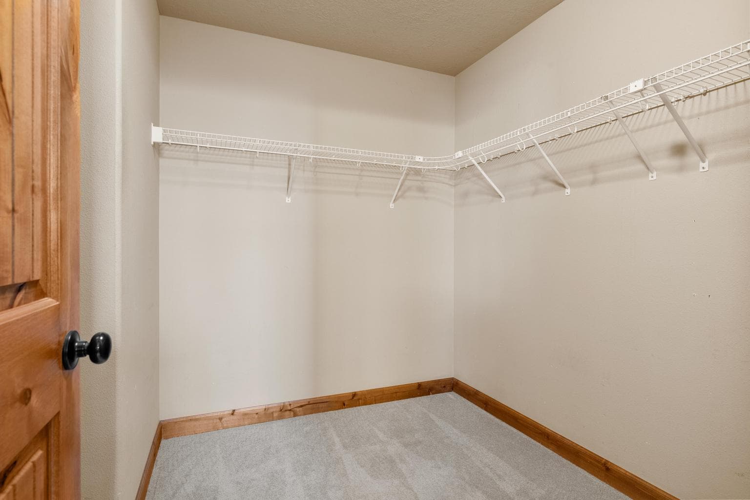 Photo of 738 NE Marigold Street 24 of 30