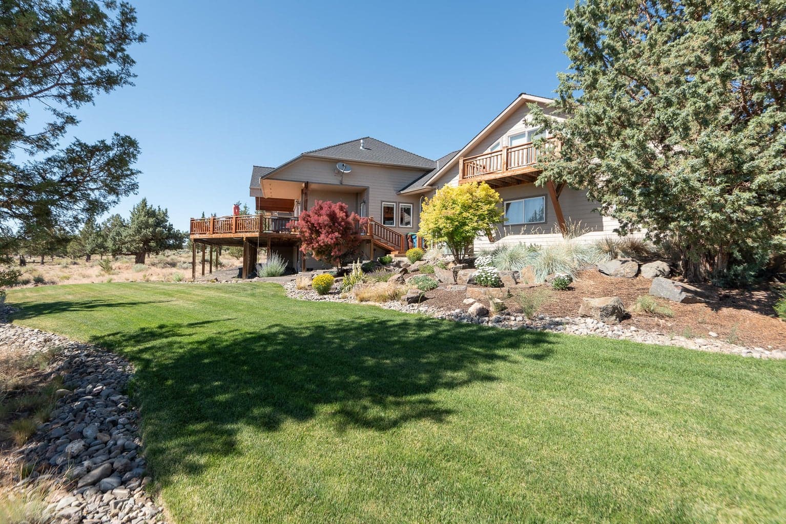 Photo of 1832 SE Blue Skies Lane 39 of 44