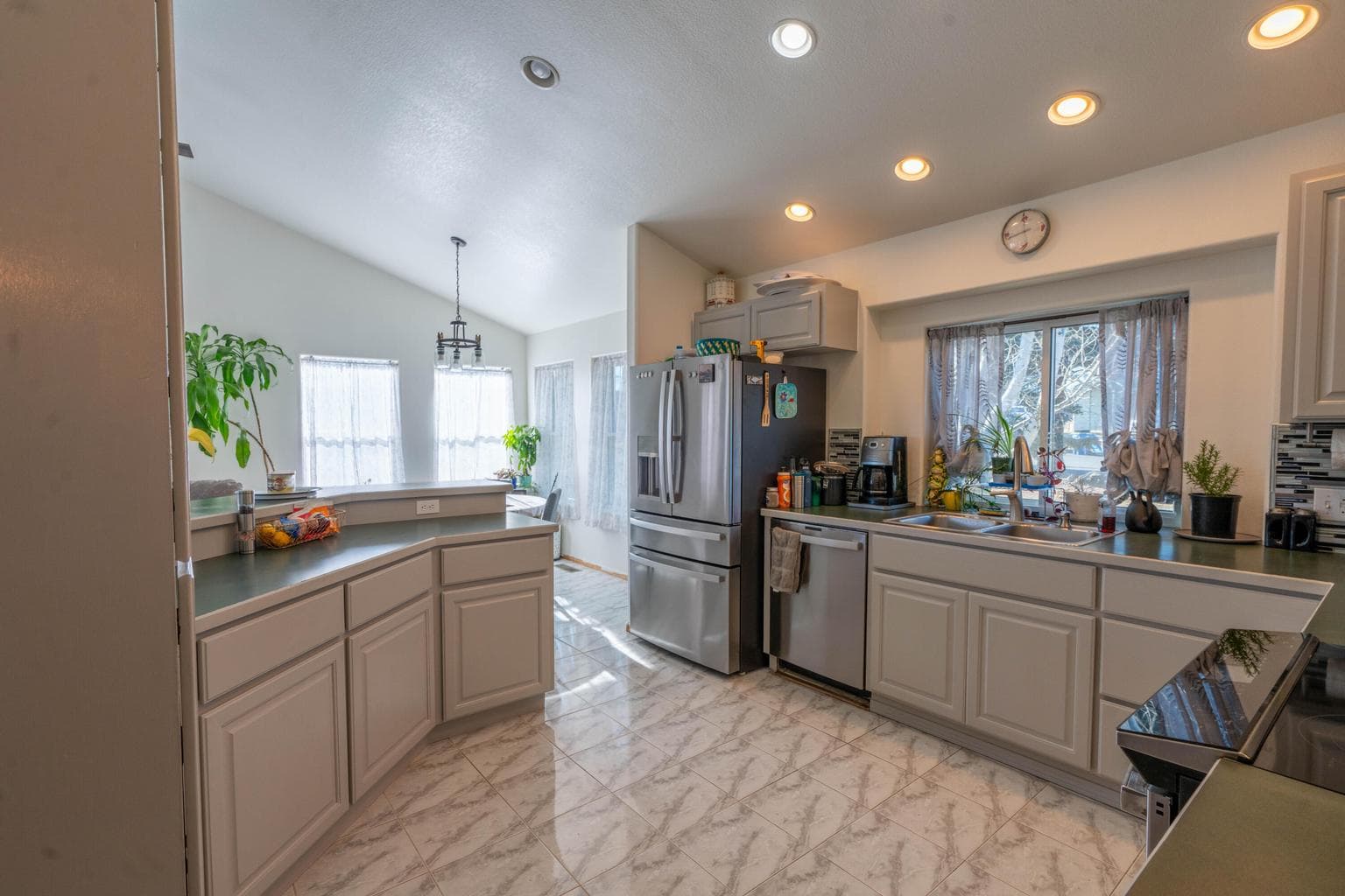 Photo of 2322 SW Indian Avenue 8 of 40