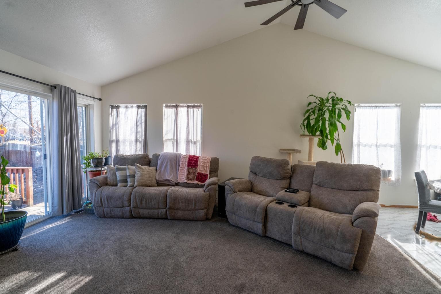 Photo of 2322 SW Indian Avenue 14 of 40