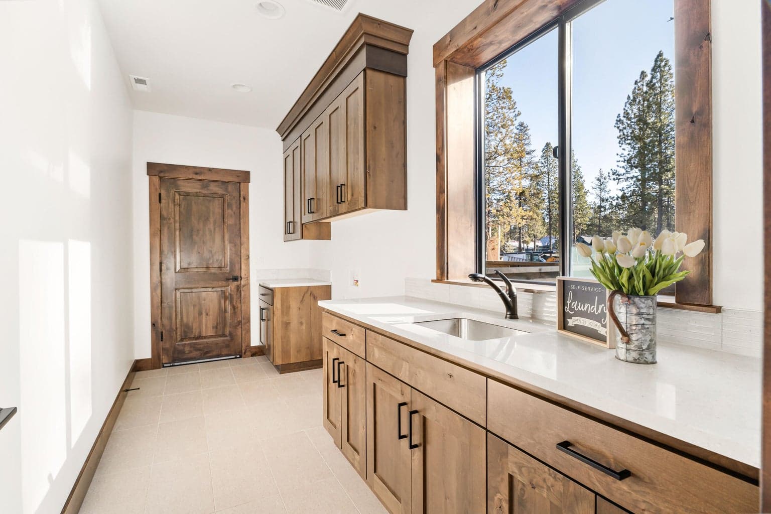 Mud Room/Laundry