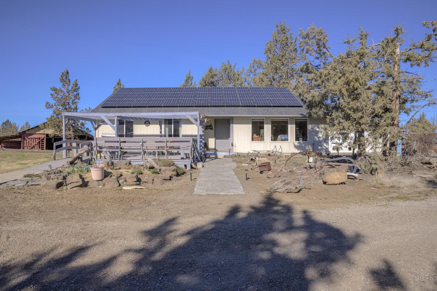 Photo of 5975 NE 41st Street 6 of 87