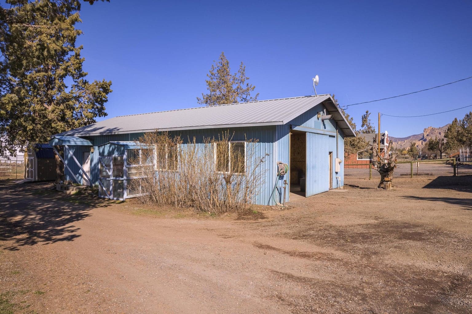Photo of 5975 NE 41st Street 39 of 87
