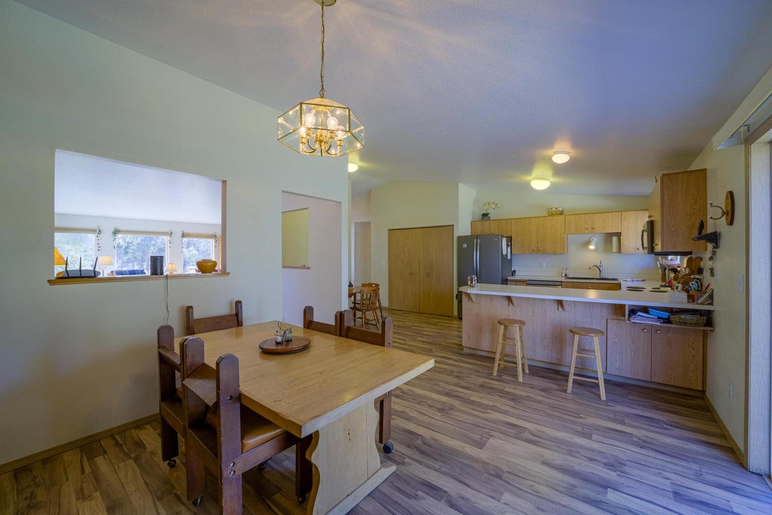 Photo of 5975 NE 41st Street 24 of 87