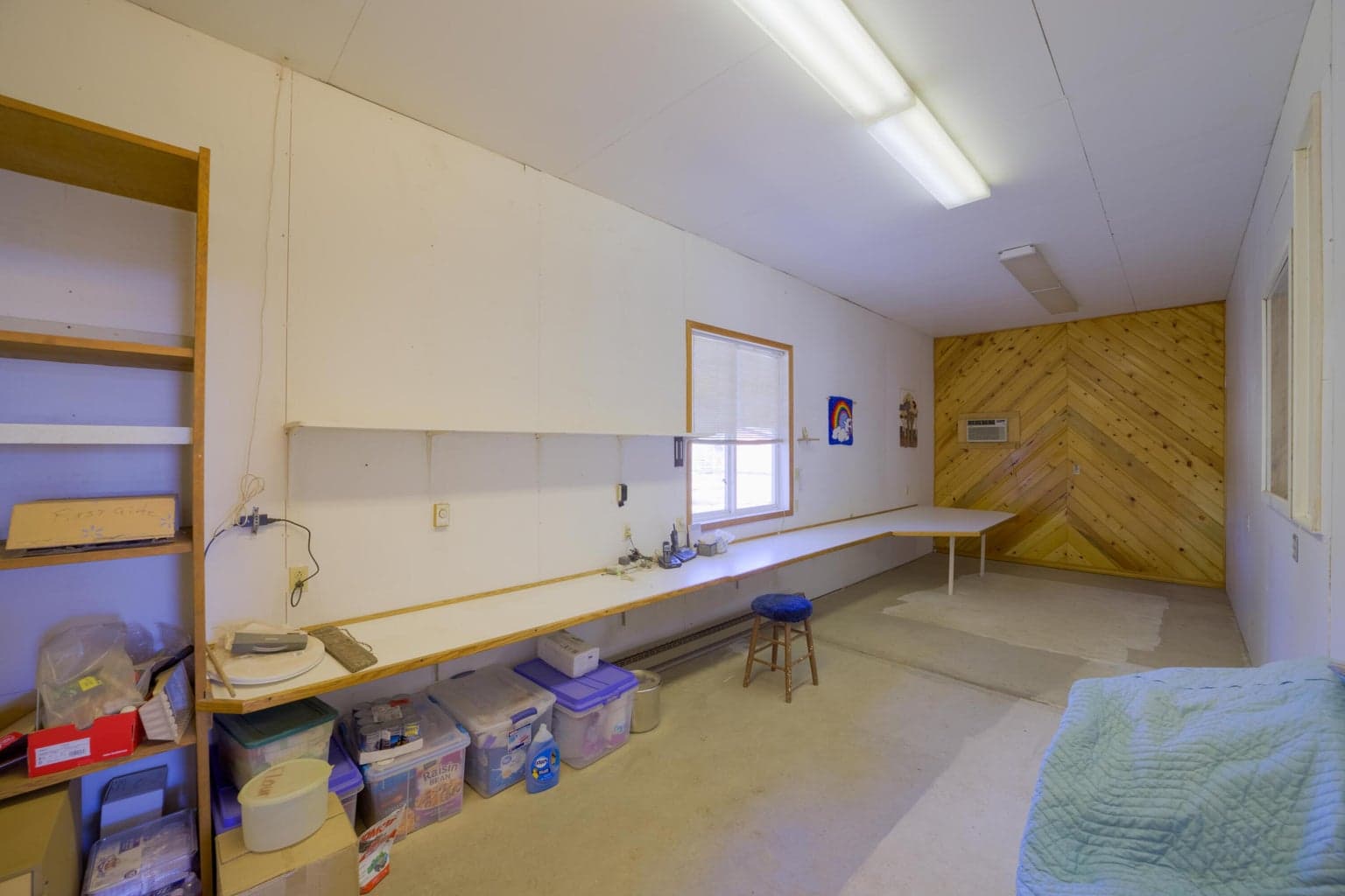 Photo of 5975 NE 41st Street 46 of 87
