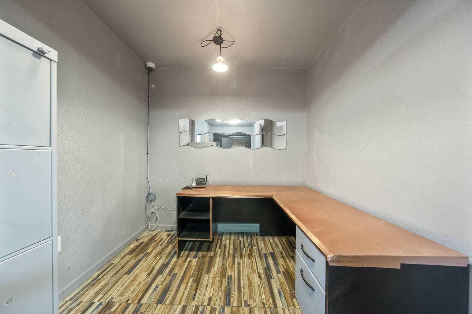 Photo of 265 SE Scott Street 15 of 46