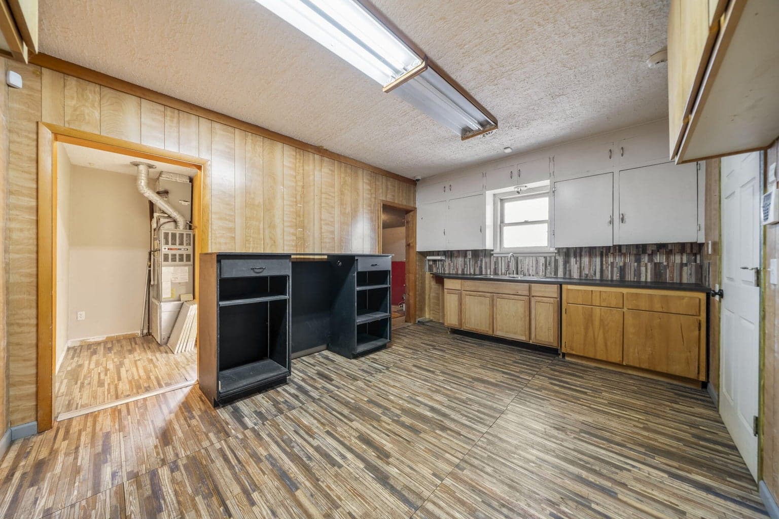 Photo of 265 SE Scott Street 22 of 46