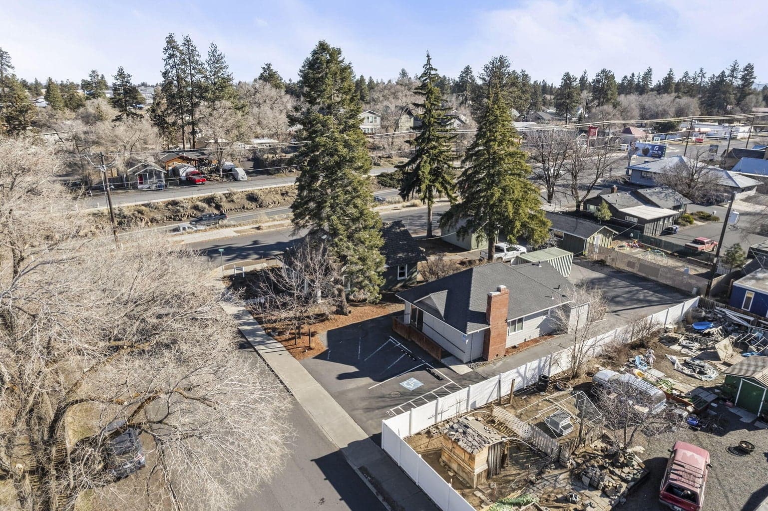 Photo of 265 SE Scott Street 37 of 46