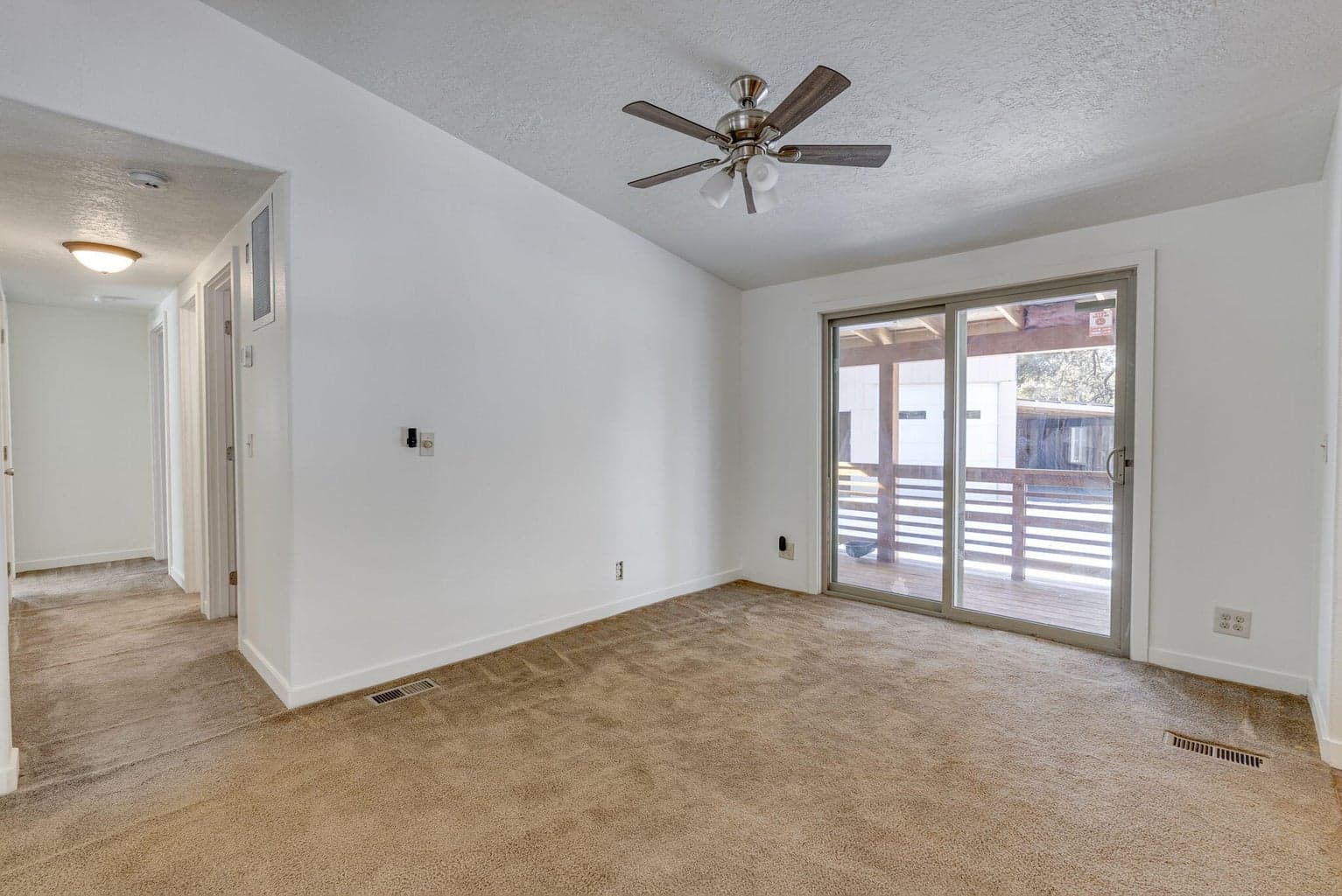 Photo of 16203 Hawks Lair Road 11 of 54