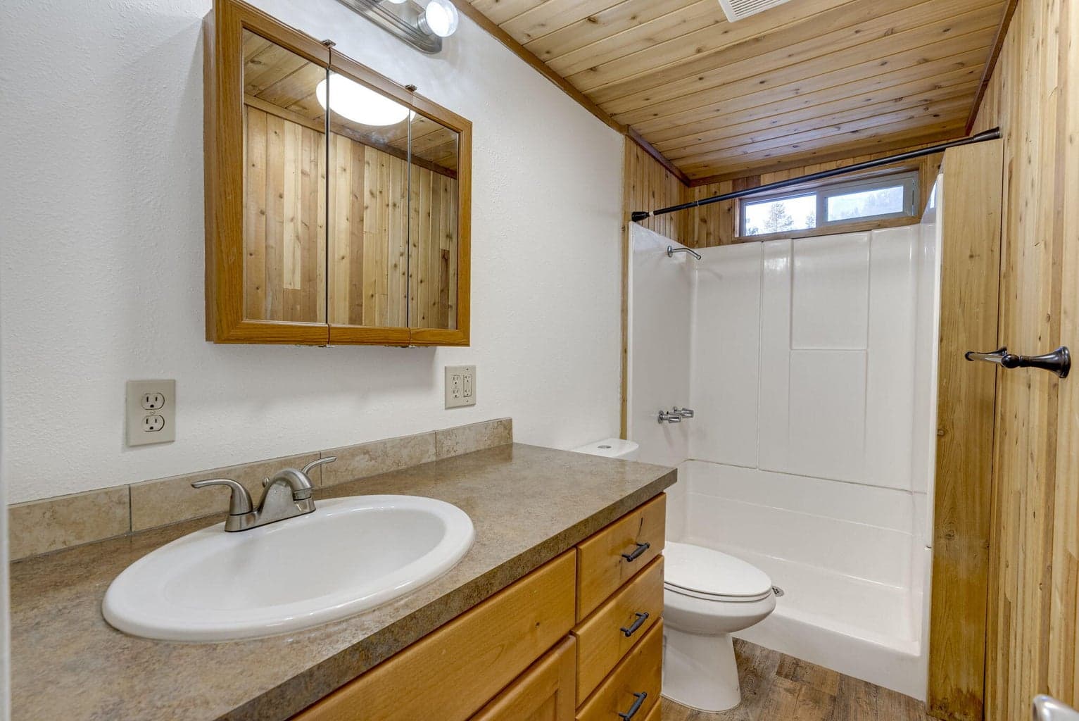 Photo of 16203 Hawks Lair Road 26 of 54