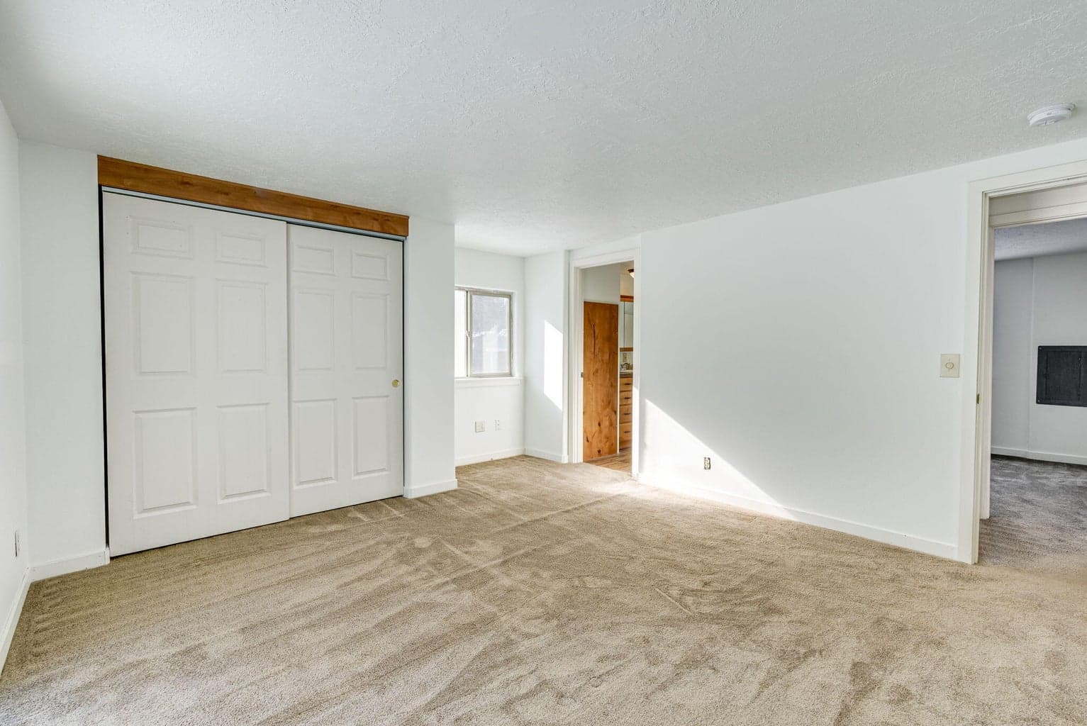 Photo of 16203 Hawks Lair Road 32 of 54