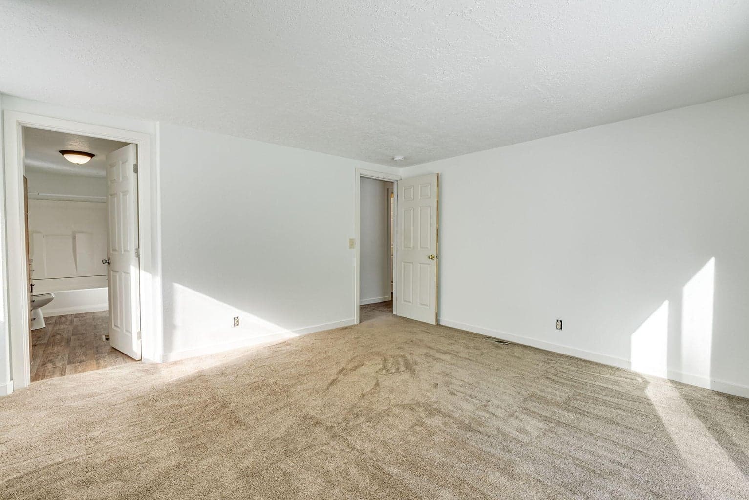 Photo of 16203 Hawks Lair Road 34 of 54