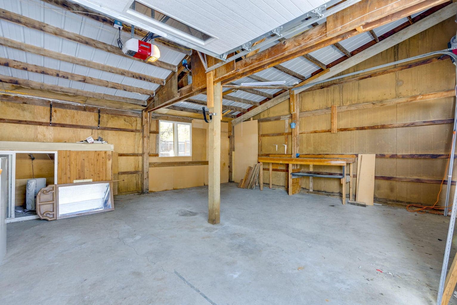 Photo of 16203 Hawks Lair Road 38 of 54