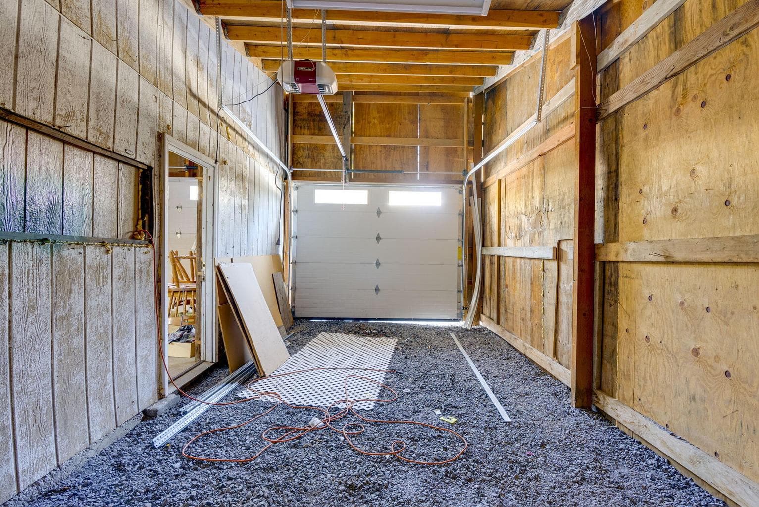 Photo of 16203 Hawks Lair Road 39 of 54