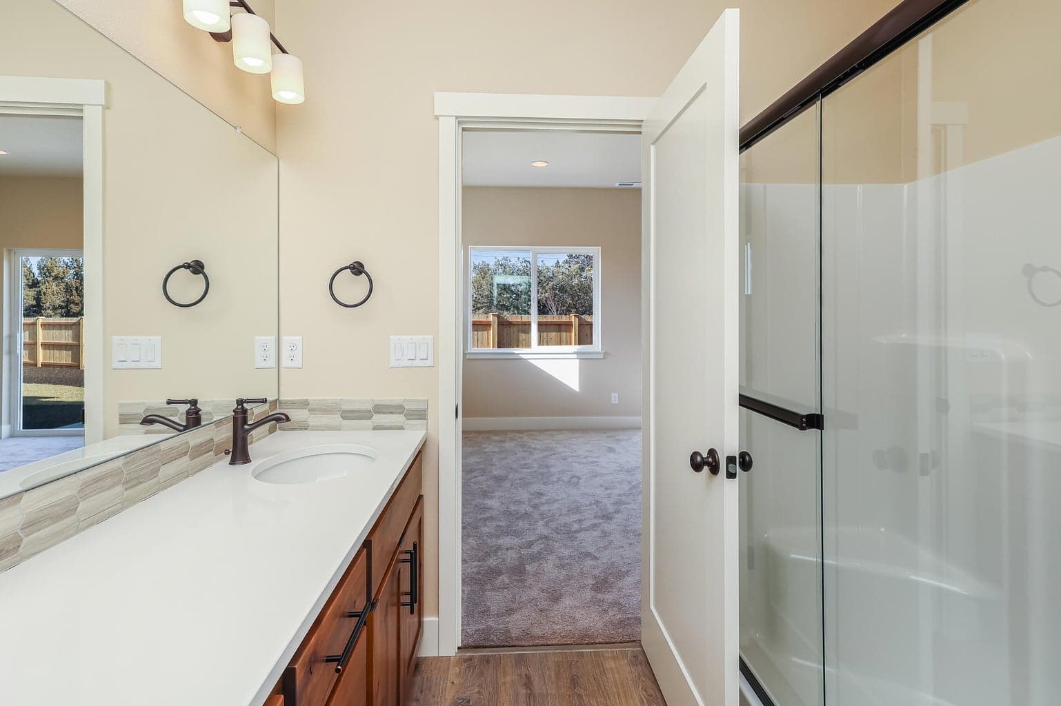 Photo of 4999 SW Yew Place 13 of 29