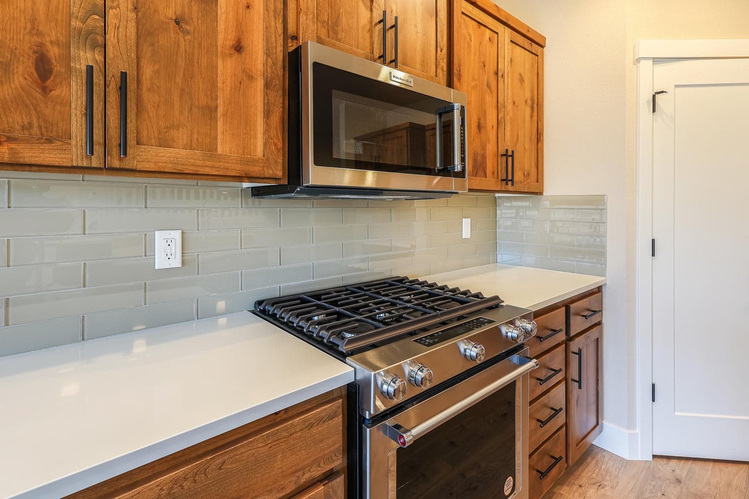 Photo of 4999 SW Yew Place 6 of 29