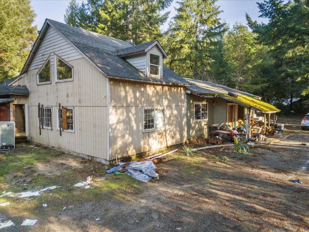 Photo of 571 Briar 2 of 17