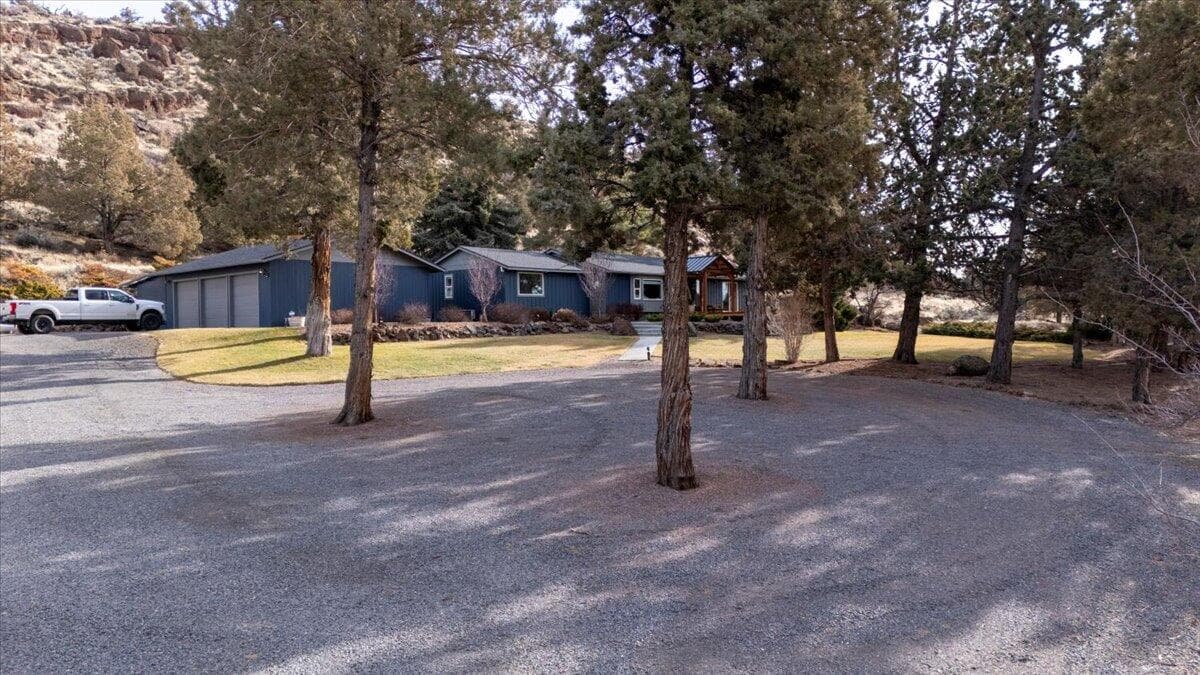 Photo of 6518 Northwest Way 39 of 43