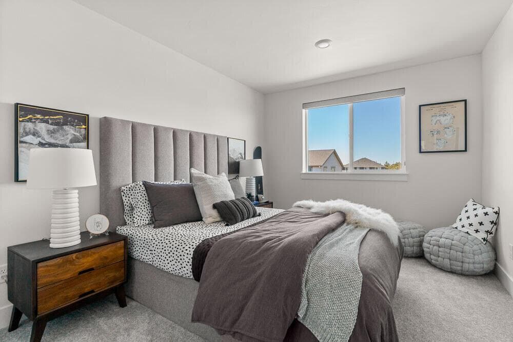 Photo of 60866 SE Barstow Place 6 of 14