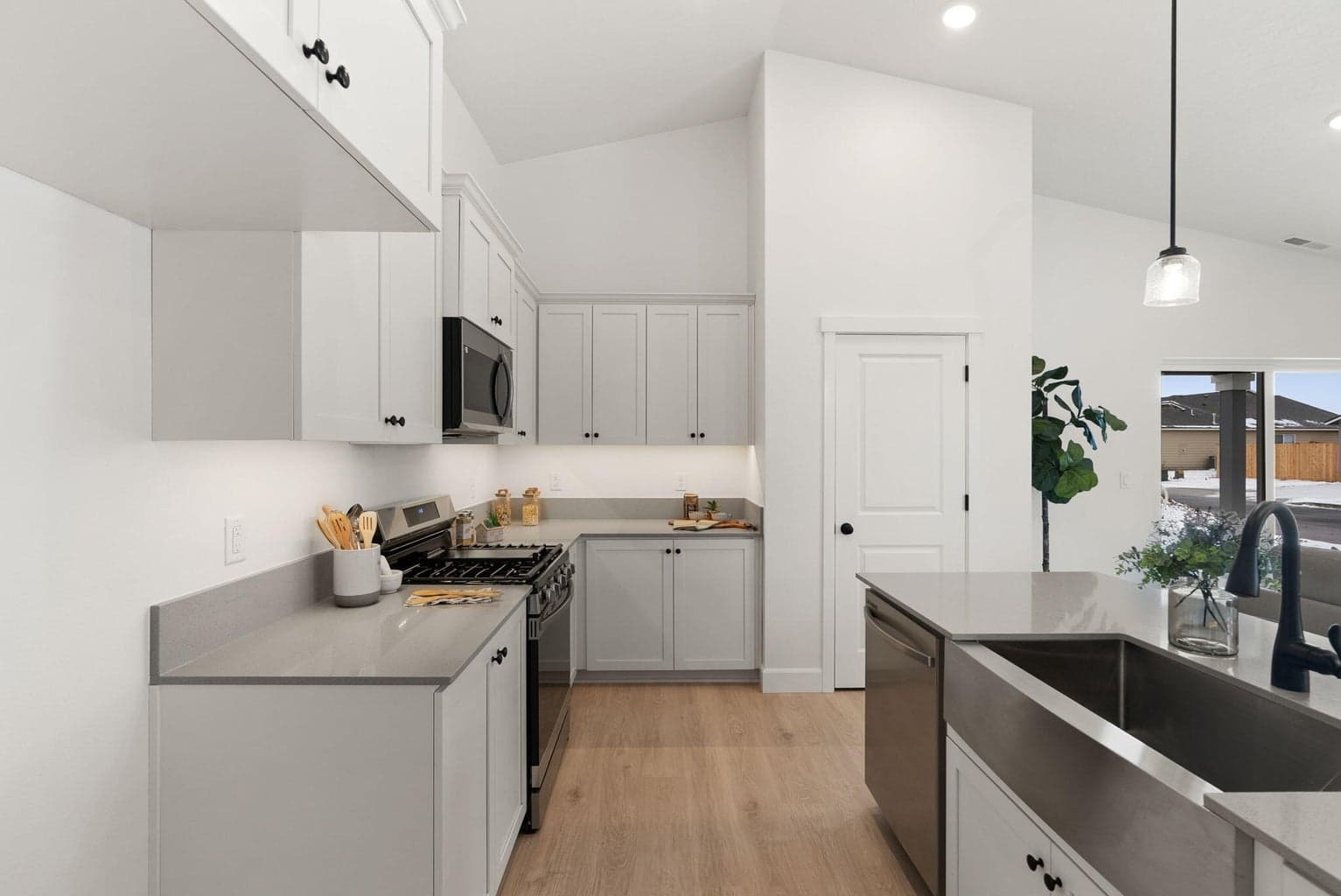 Photo of 316 NW Par Avenue 15 of 29
