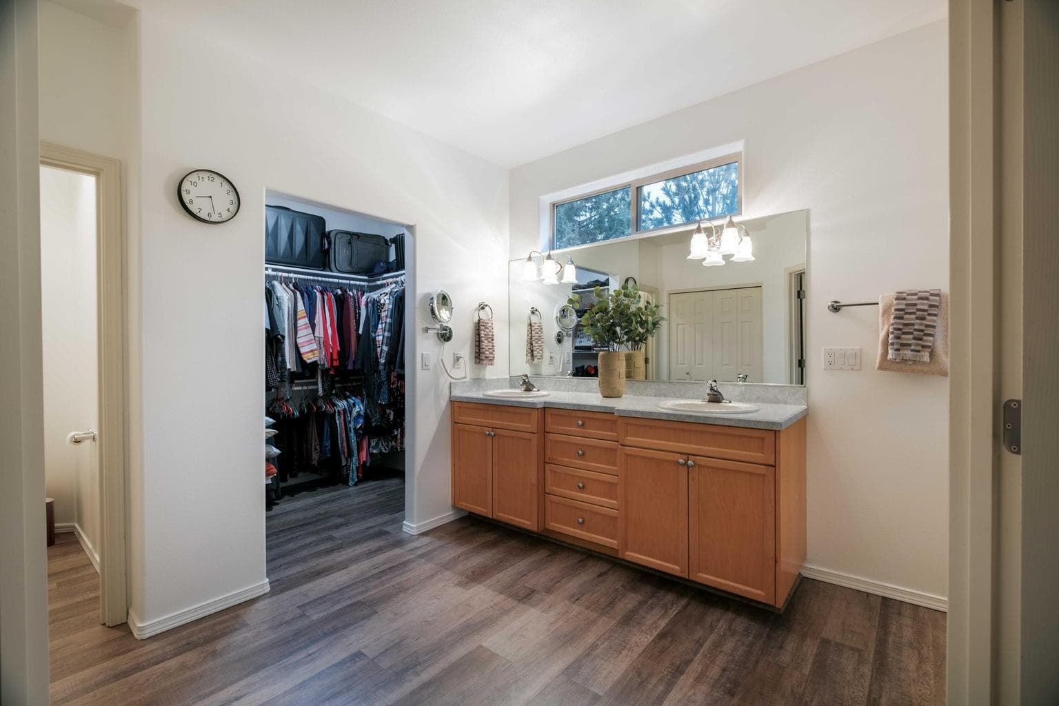 Photo of 7957 Little Falls Court 15 of 26