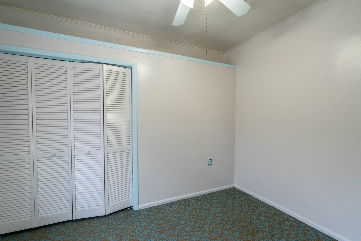 Photo of 725 Beaver 6 of 40