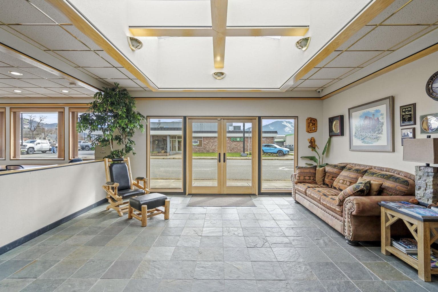 Photo of 206 7th 5 of 38