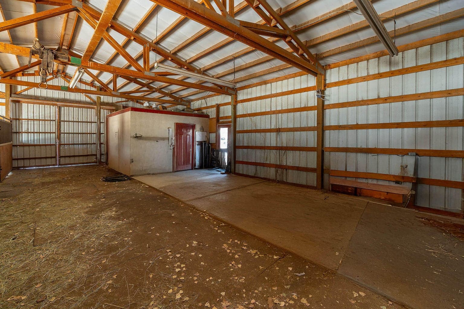Photo of 12750 SE Carey Lane 36 of 66
