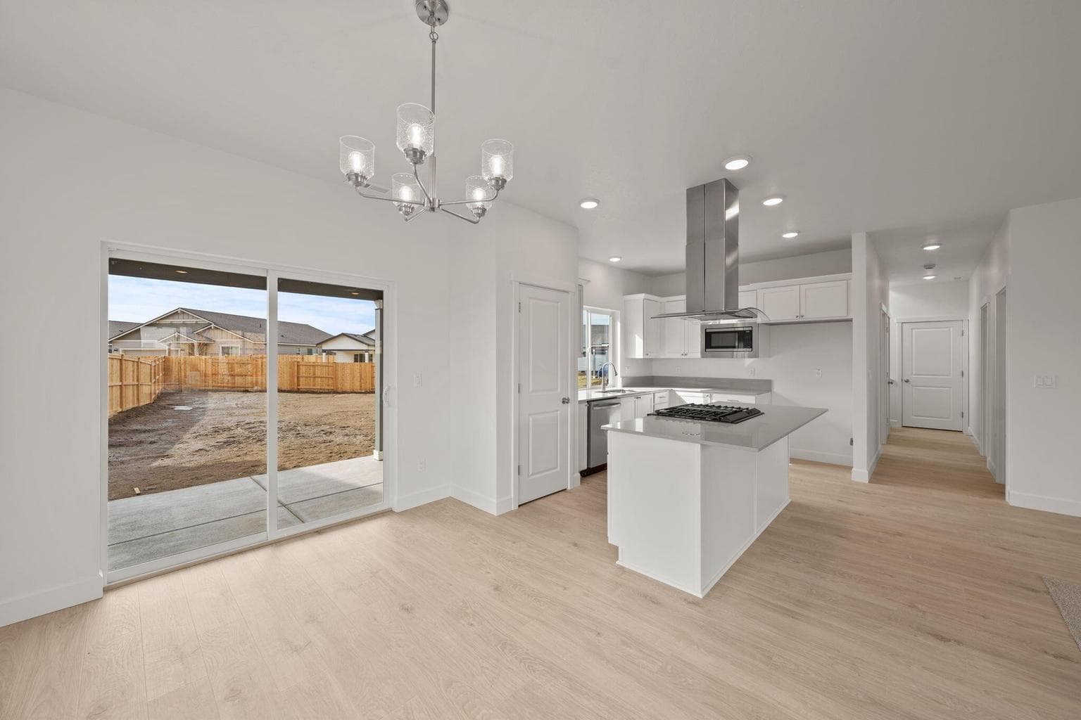 Photo of 1100 NW Walnut Avenue 13 of 38