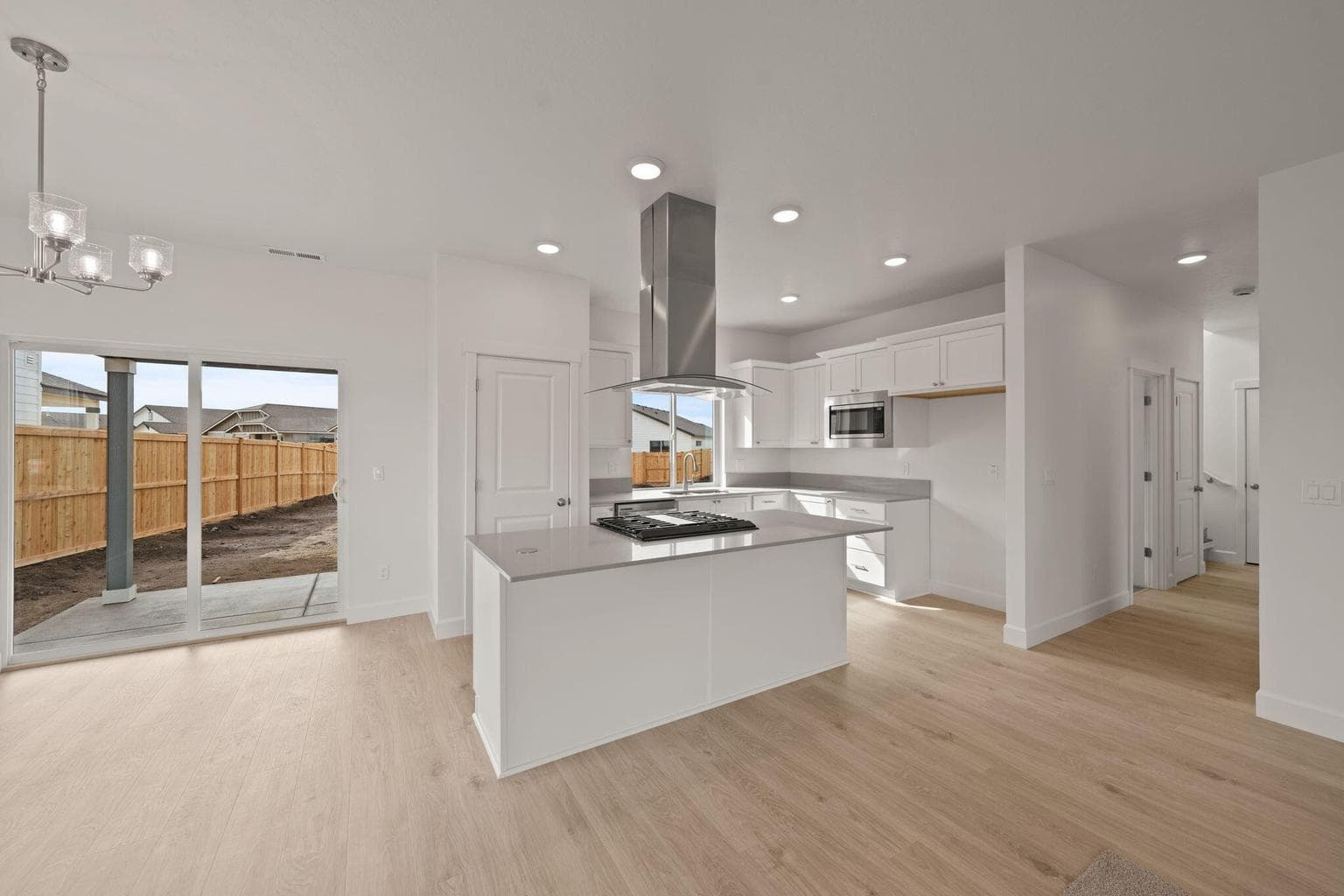 Photo of 1100 NW Walnut Avenue 16 of 38
