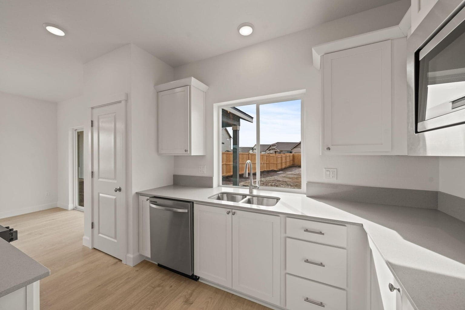 Photo of 1100 NW Walnut Avenue 18 of 38