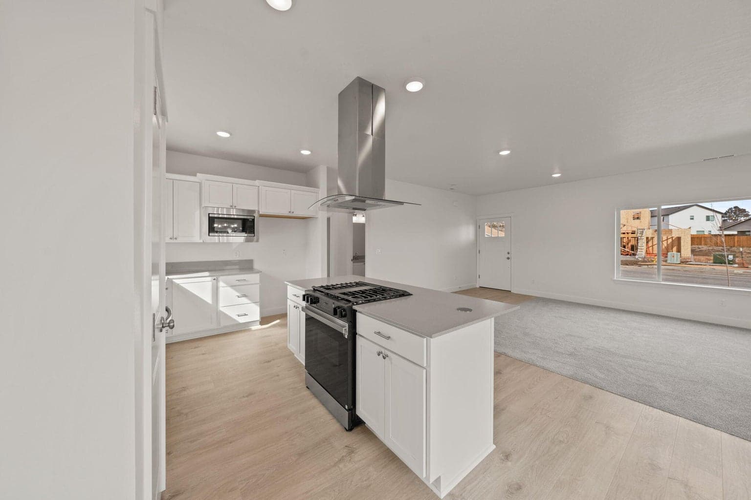 Photo of 1100 NW Walnut Avenue 20 of 38