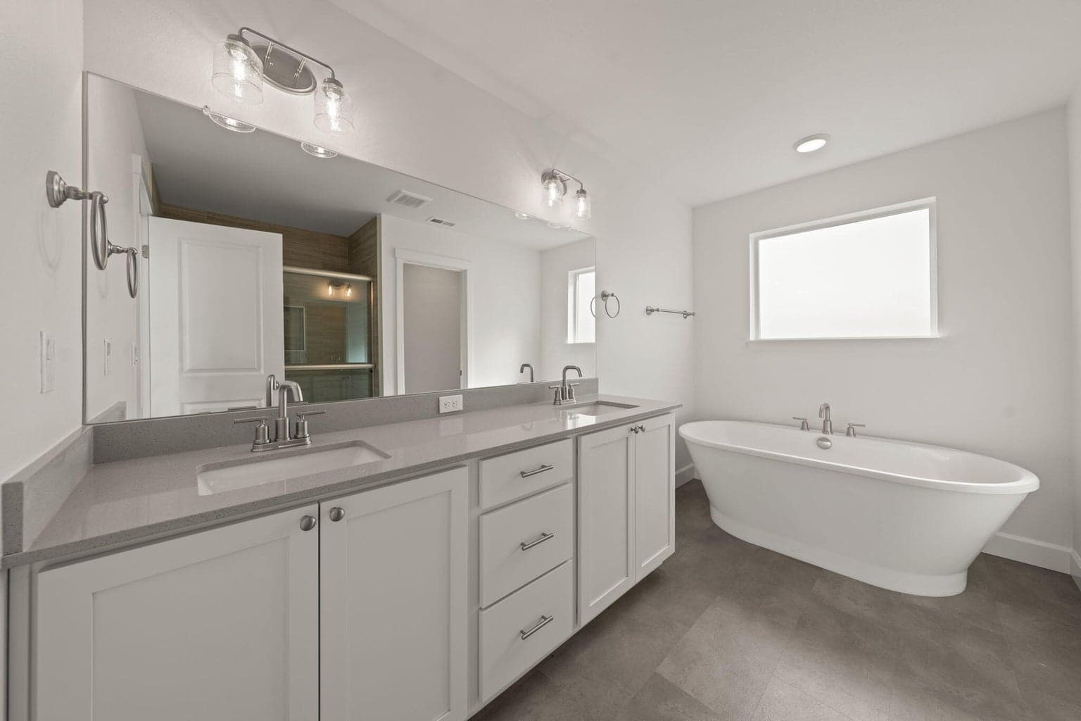 Photo of 1100 NW Walnut Avenue 23 of 38