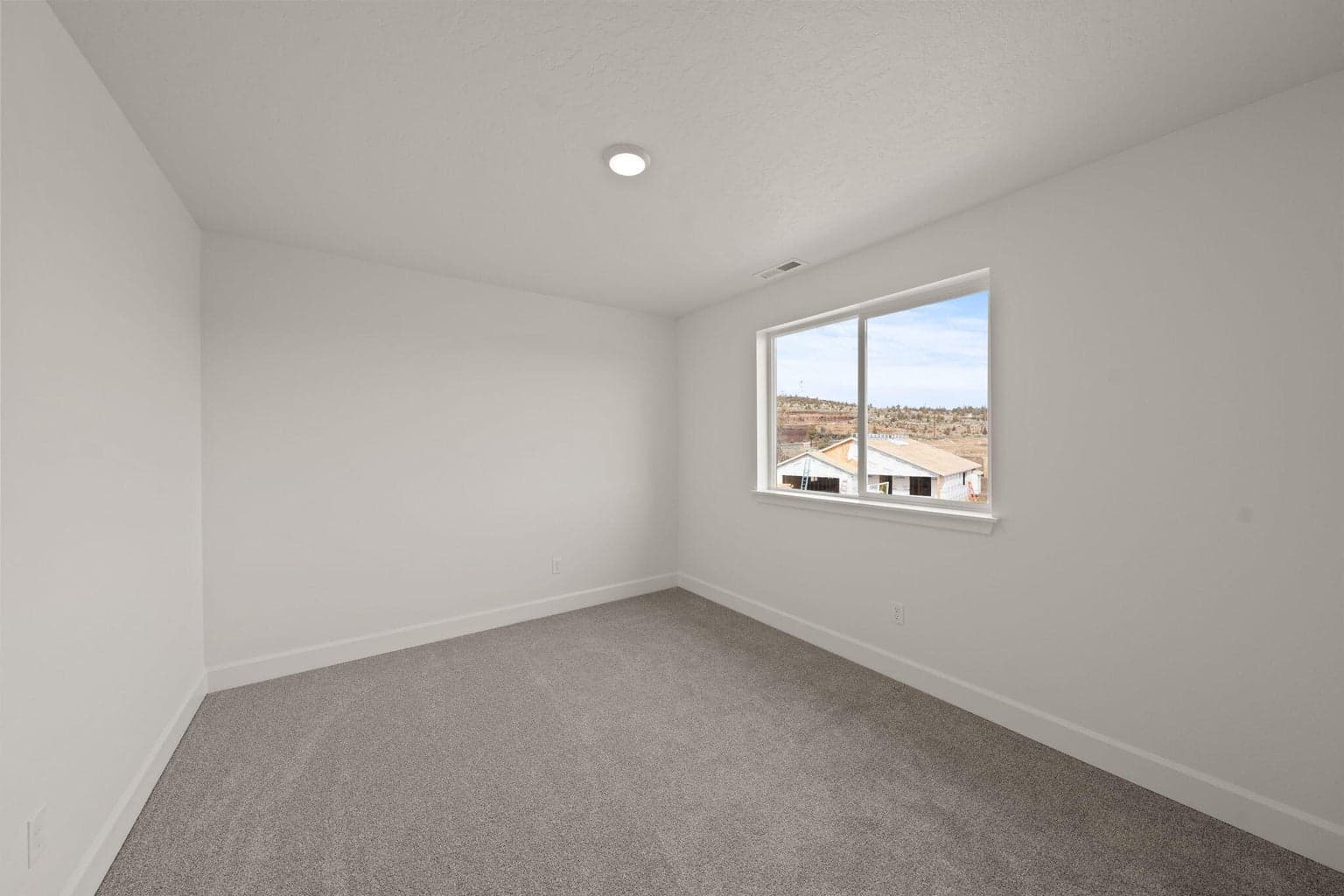 Photo of 1100 NW Walnut Avenue 29 of 38
