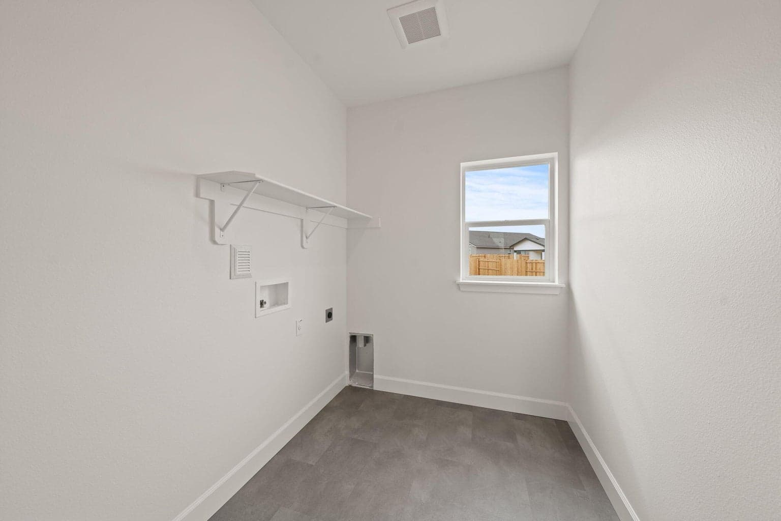 Photo of 1100 NW Walnut Avenue 36 of 38