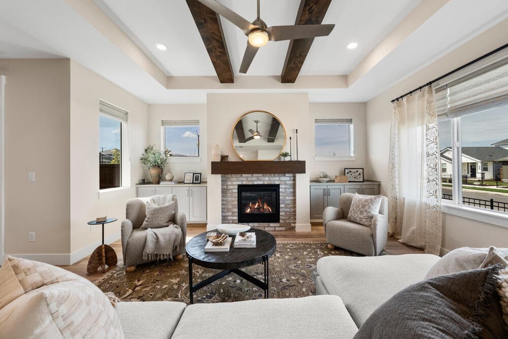 Image of like kind home. This has been virtually staged.