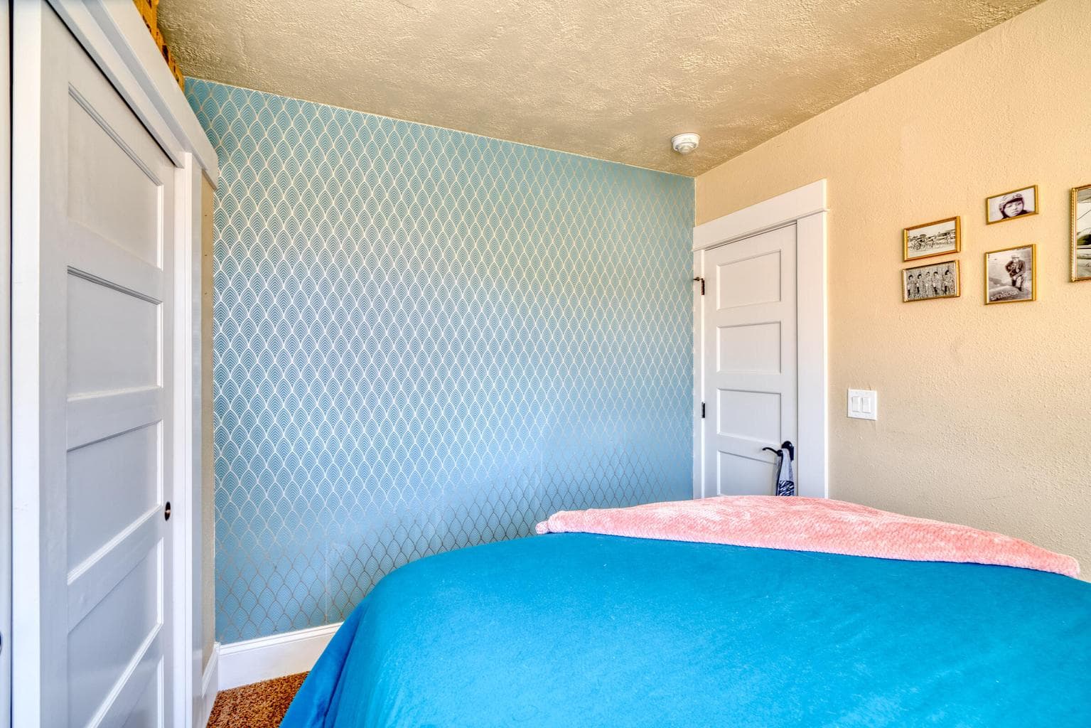 Photo of 255 SW 9th Street 28 of 55