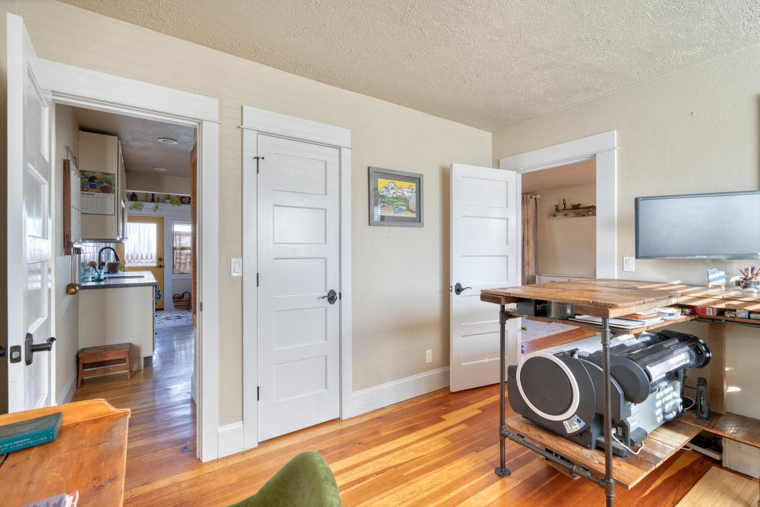 Photo of 255 SW 9th Street 23 of 55