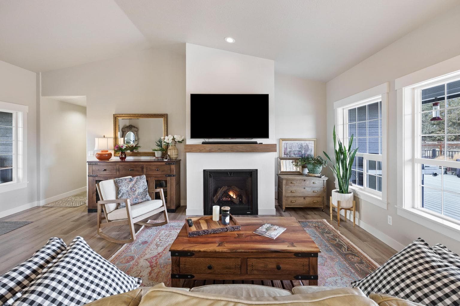 Photo of 59963 Edmonton Drive 19 of 52