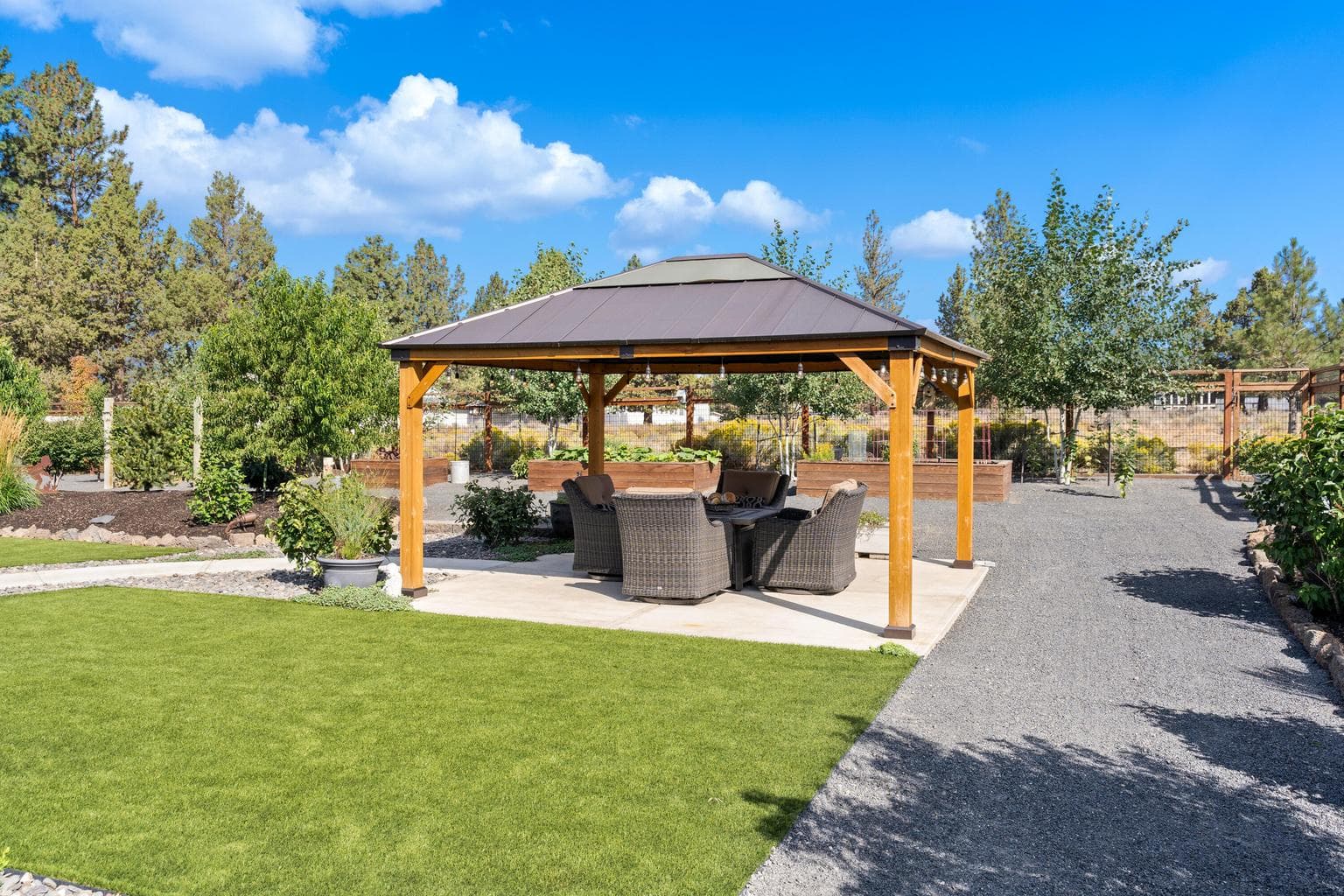 Charming Gazeebo