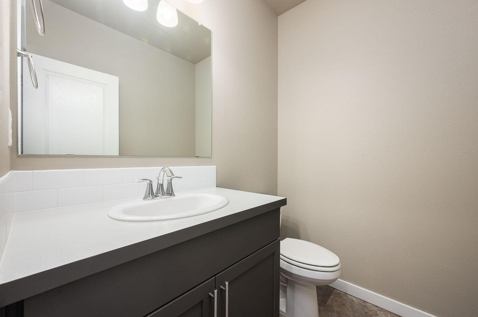 Photo of 4460 SW Salmon Avenue 7 of 48