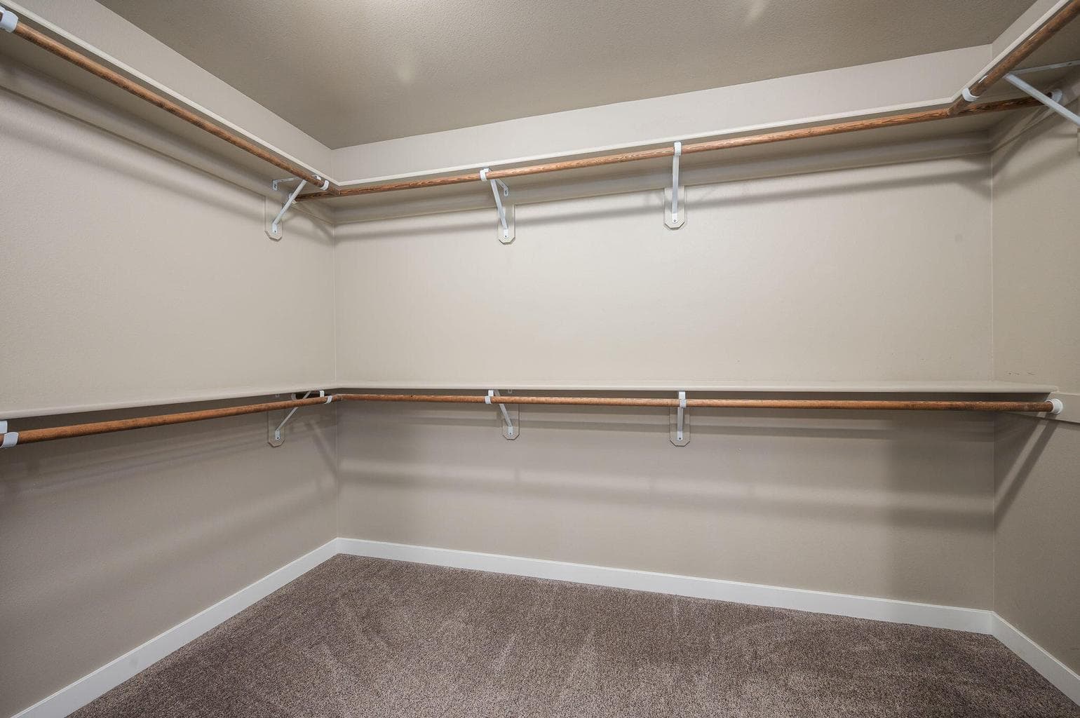 Photo of 4460 SW Salmon Avenue 26 of 48