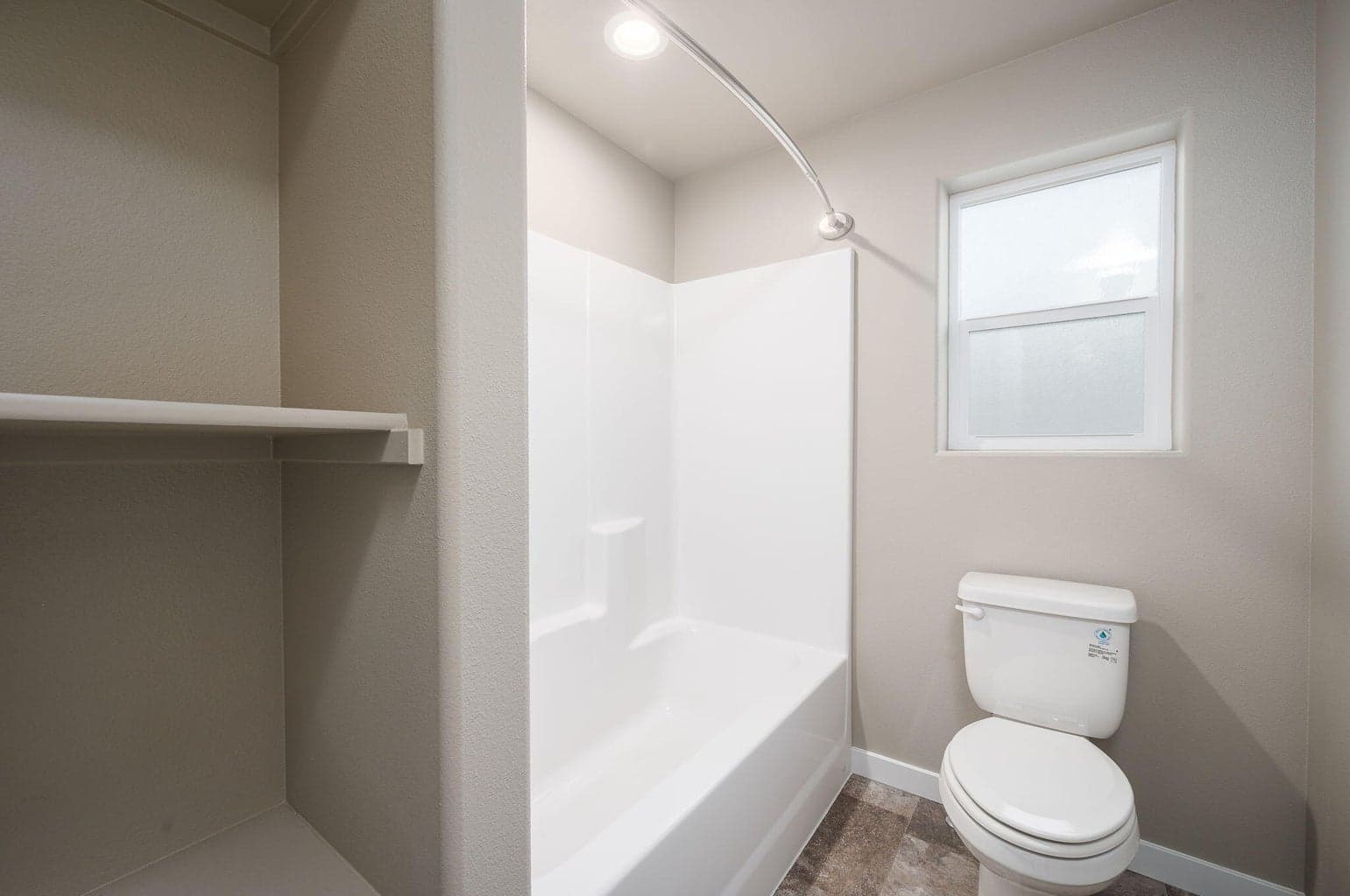 Photo of 4460 SW Salmon Avenue 34 of 48