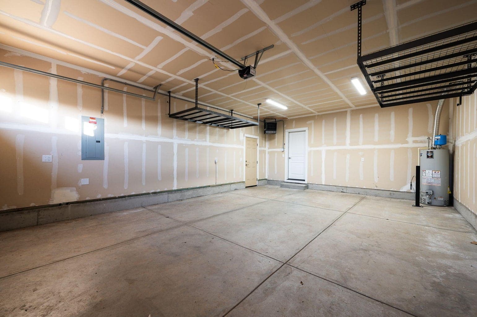 Photo of 4460 SW Salmon Avenue 39 of 48