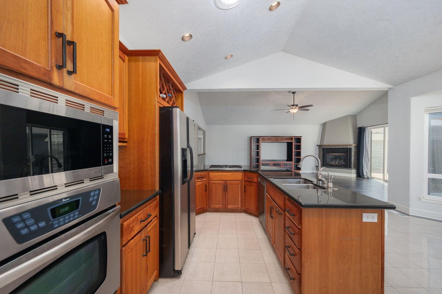 Photo of 4305 SW Callaway Court 15 of 50