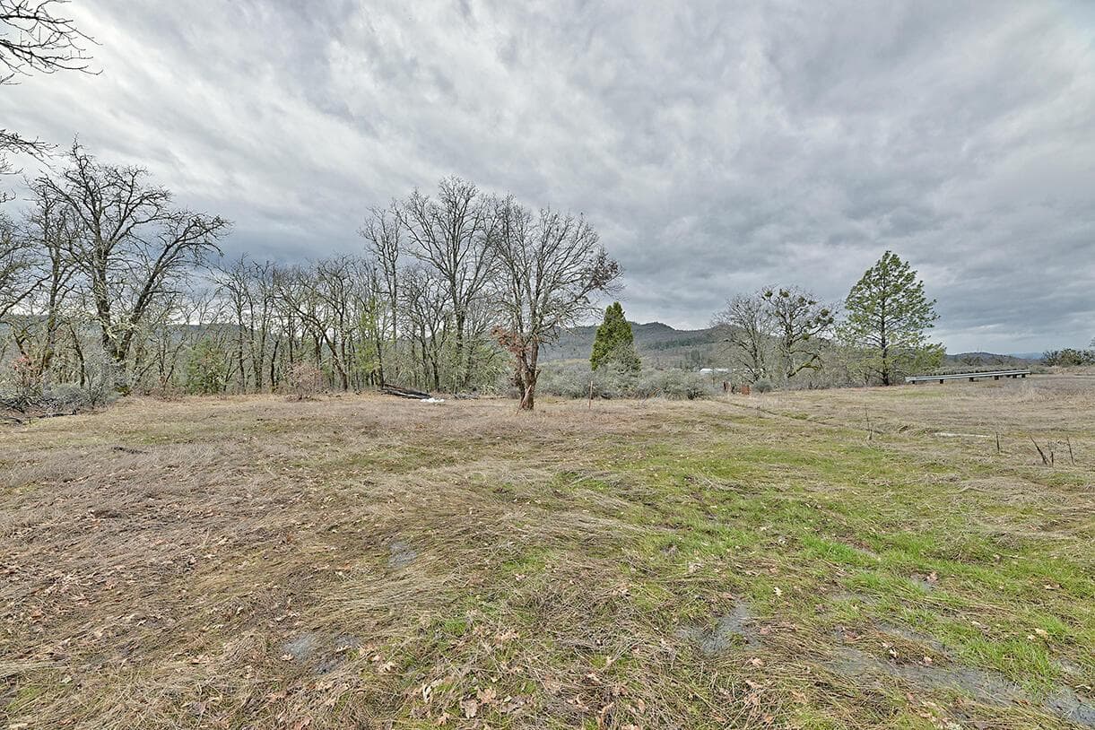Photo of 13546 Highway 140 3 of 24