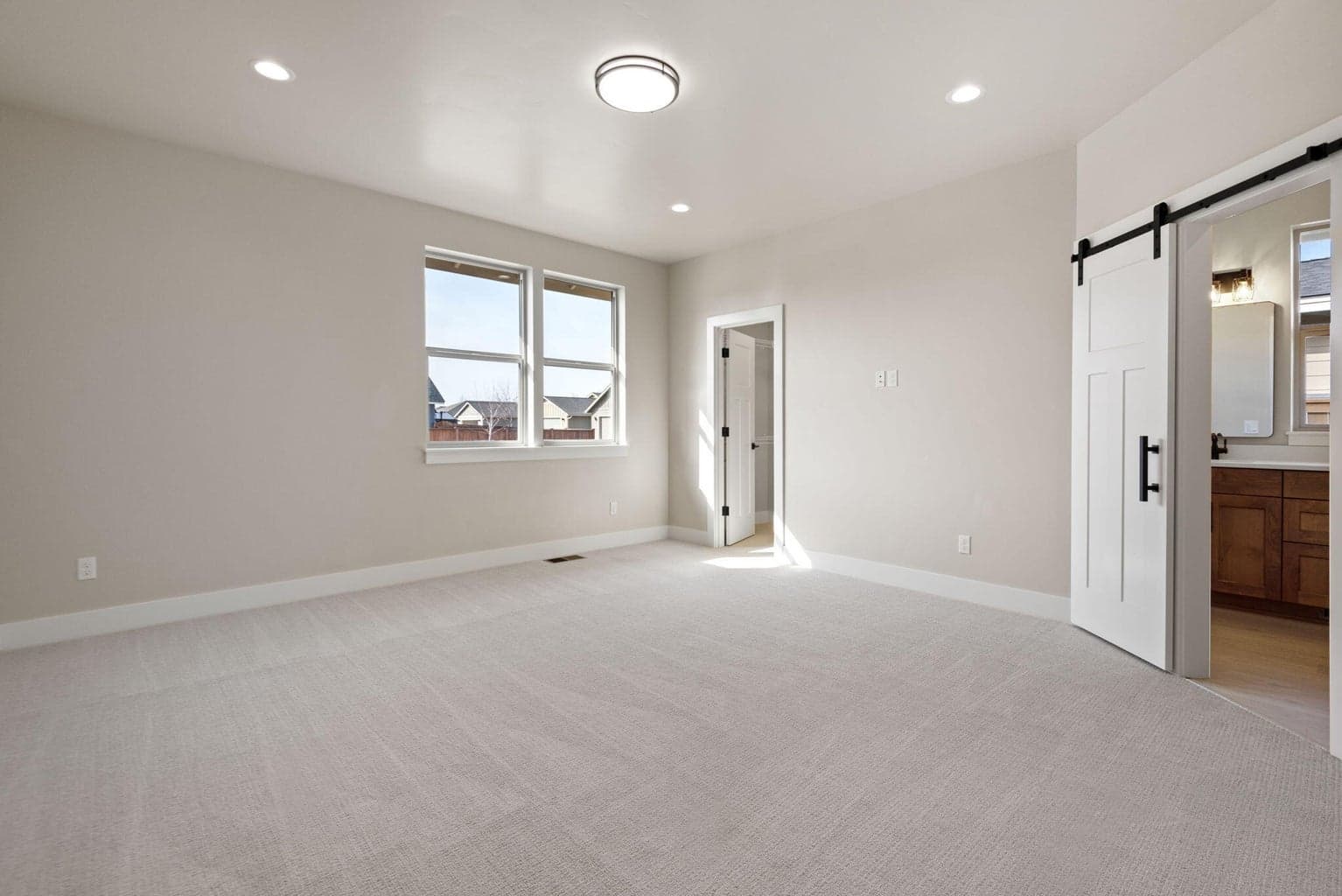 Photo of 750 NE Whistle Way 9 of 21