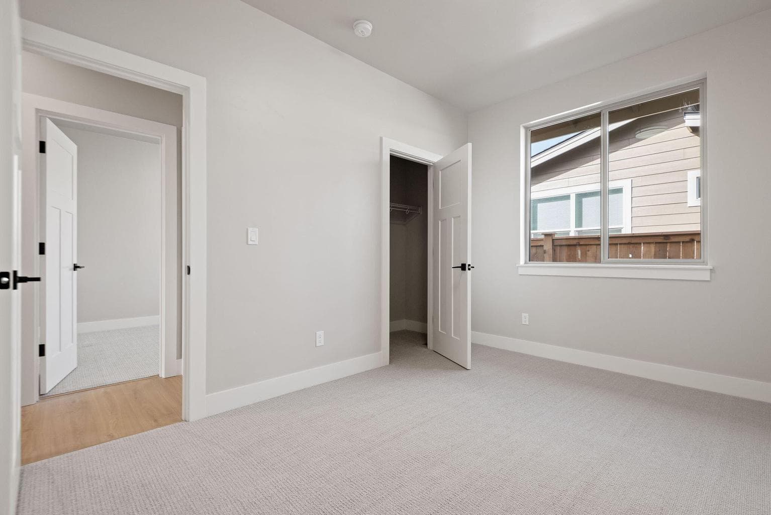 Photo of 750 NE Whistle Way 14 of 21