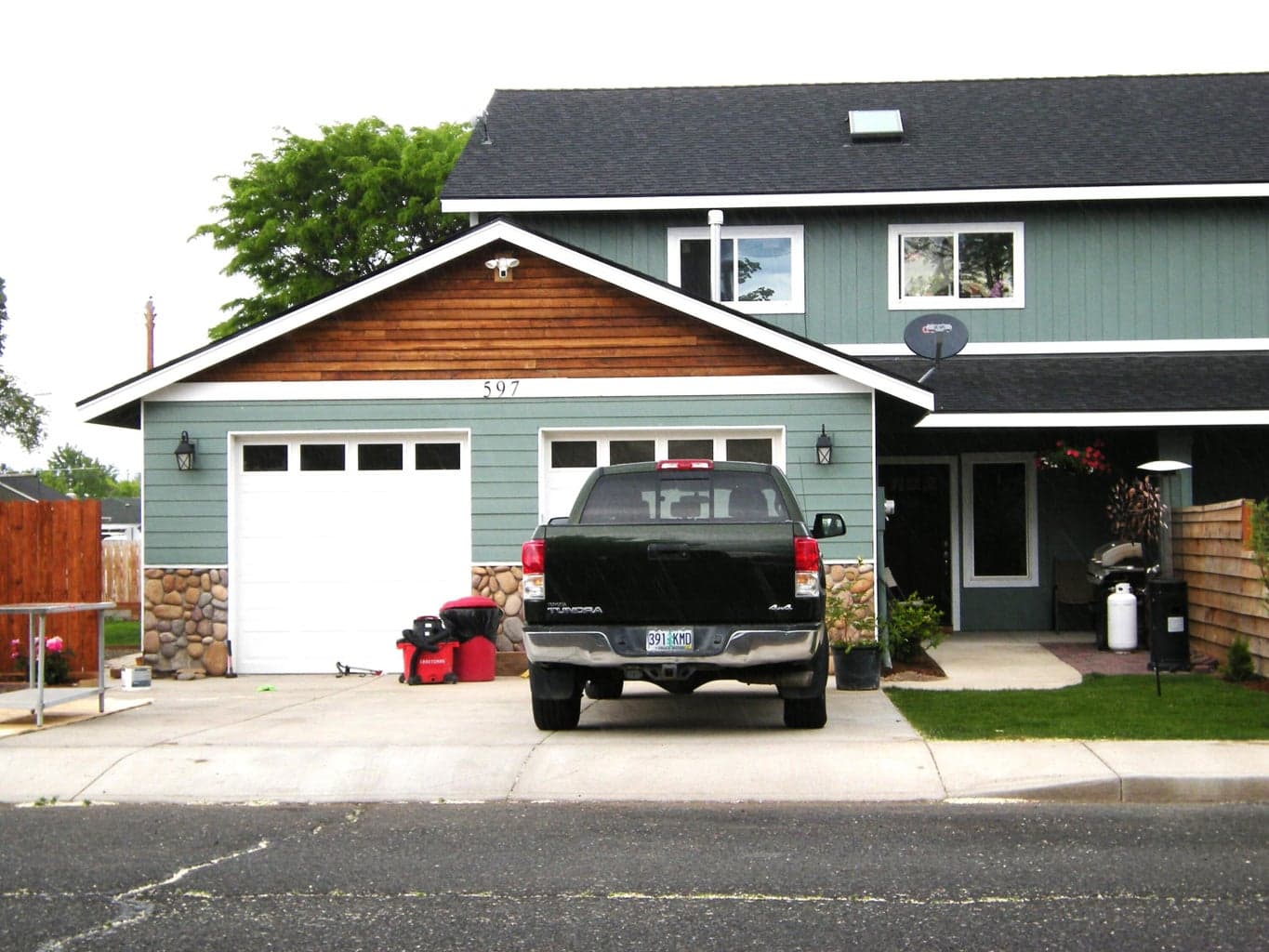 Photo of 597 8th 1 of 25