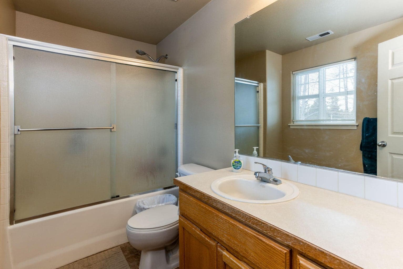 Photo of 16621 Wm Foss Road 16 of 24